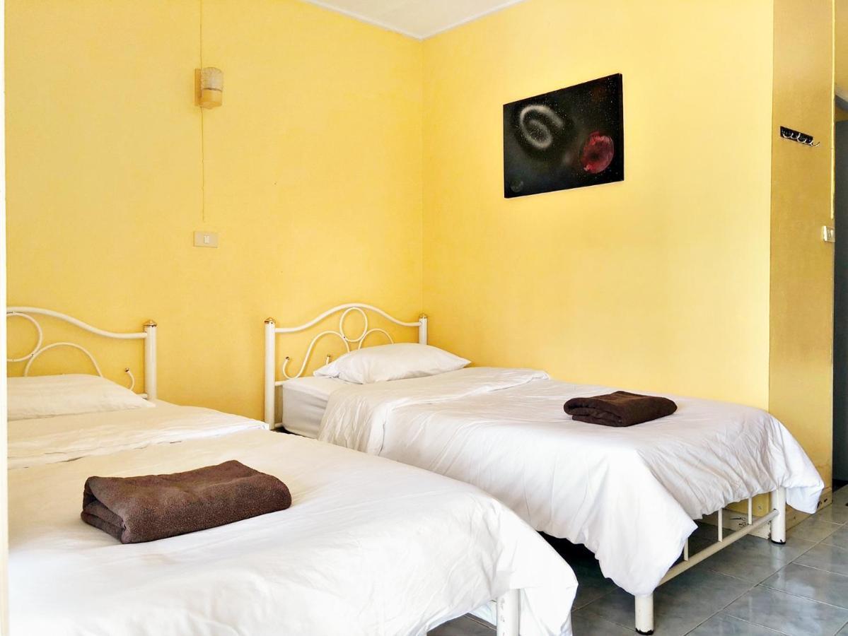 Blue Beach Resort Baanphakrimlay Екстериор снимка
