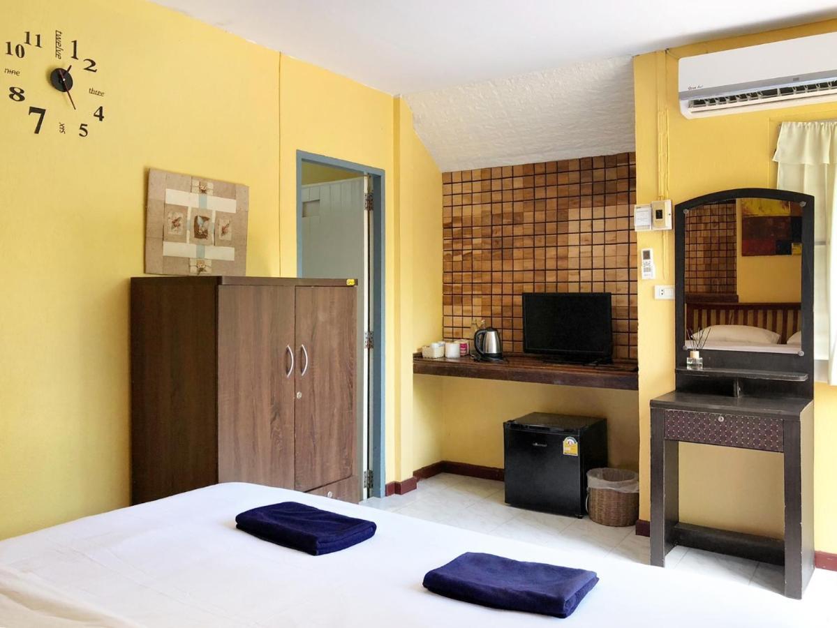 Blue Beach Resort Baanphakrimlay Екстериор снимка
